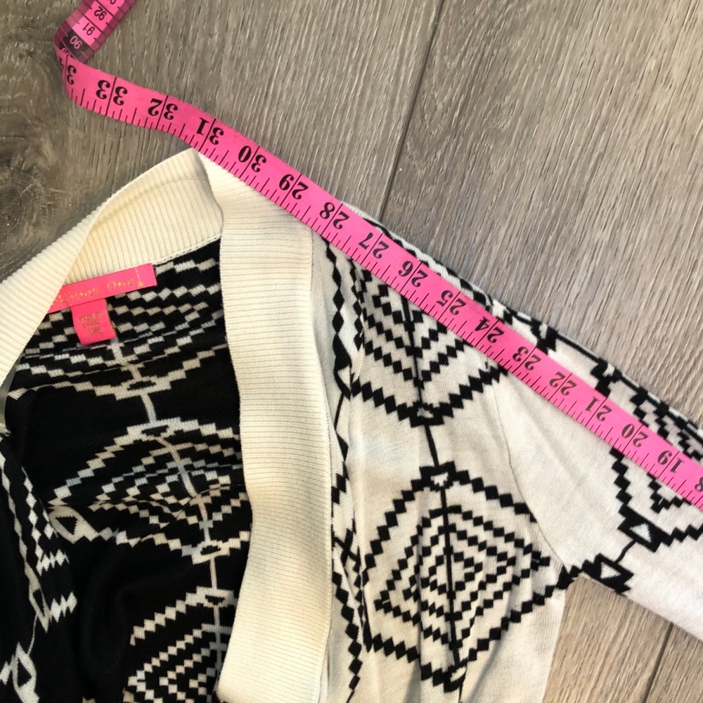REBELLIOUS ONE OPEN FRONT LONG CARDIGAN SWEATER GEOMETRIC PRINT BLACK WHITE S/M - Picture 6 of 6